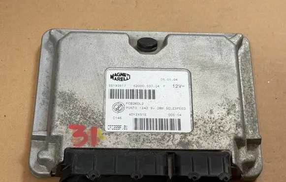 Fiat Punto (188) Engine control unit/module ECU 55193817 CFC228F.01 FCB26DL2