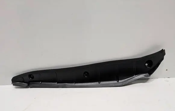 Audi A3 8Y Fender end trim 8Y0821112