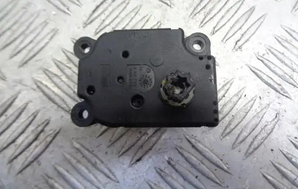 Ford Focus A/C air flow flap actuator/motor 3M5H-19E616-AB