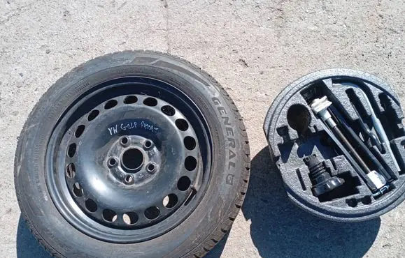Skoda Superb B6 (3T) R16 spare wheel 3C0601027M