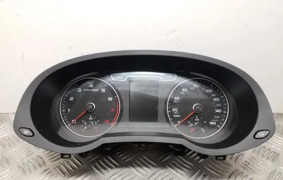 Audi Q3 8U Speedometer (instrument cluster) 8U0920980B