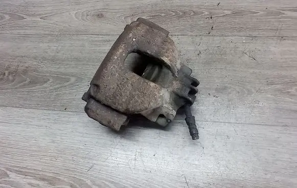 Volvo V70 Front brake caliper