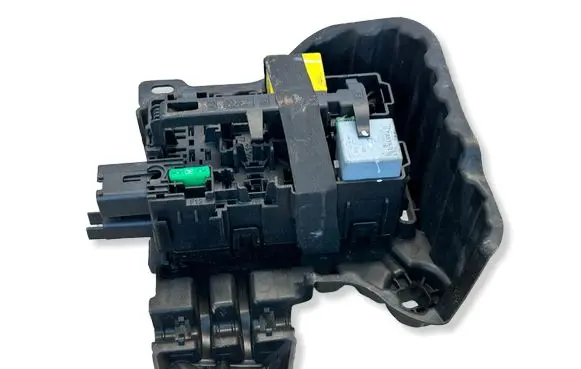 Peugeot 208 I Fuse box set 9812661980