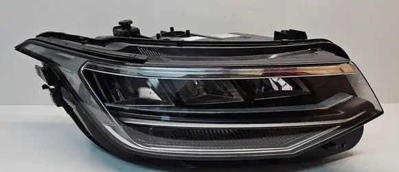 Volkswagen Tiguan Headlight/headlamp 5NB941036G VW096