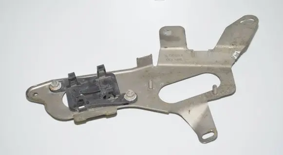 BMW 7 G11 G12 Oil filter mounting bracket 8570053 13628570053