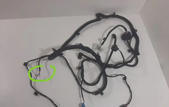 Opel Zafira C Parking sensor (PDC) wiring loom 39070271