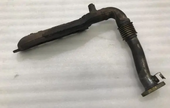 Jeep Grand Cherokee Exhaust manifold 21052111G
