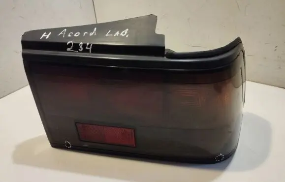 Honda Accord Rear/tail lights 0437390R