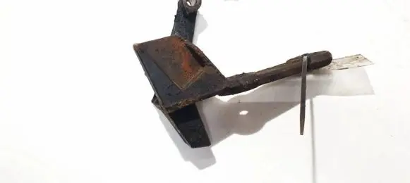 Peugeot 307 Engine mounting bracket 395927