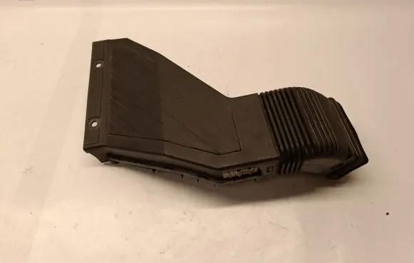 KIA Sportage Air intake duct part 28210D3100