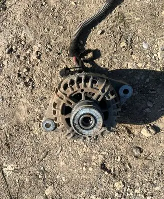 Opel Insignia A Generator/alternator 13502583