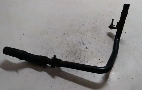 Volkswagen Touareg I Engine coolant pipe/hose