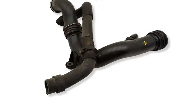 Volkswagen PASSAT B6 Intercooler hose/pipe 1K0145770D