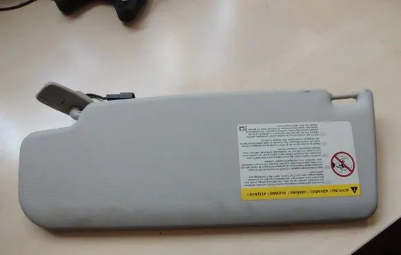 Volkswagen PASSAT B6 Sun visor 857552