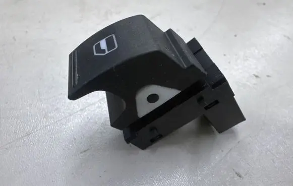 Volkswagen Jetta VI Electric window control switch 7L6959855B