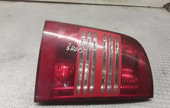 Skoda Octavia Mk1 (1U) Rear/tail lights 1U9945095