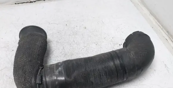 KIA Sorento Air intake duct part 282003E000