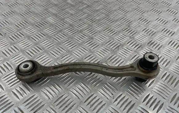 Mercedes-Benz C W205 Rear control arm 20402 8911549