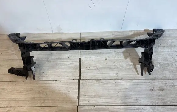 Mercedes-Benz EQB Radiator support slam panel