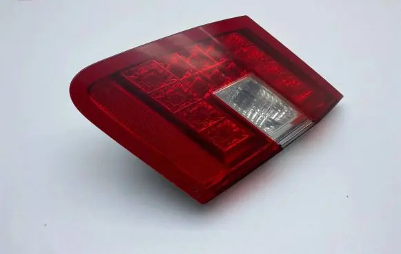Mercedes-Benz E W212 Tailgate rear/tail lights A2128200864