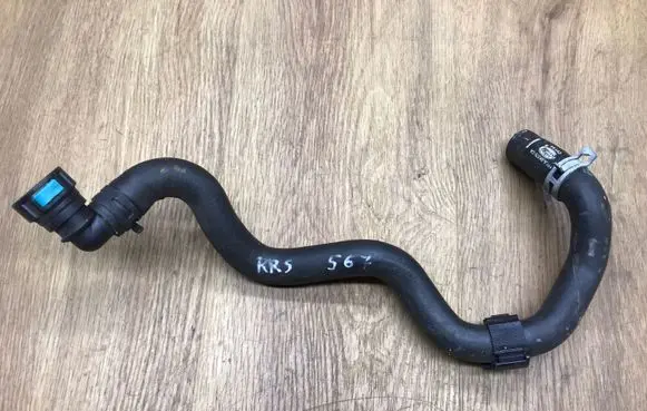 Land Rover Range Rover Sport L494 Engine coolant pipe/hose FPLA8K576CA