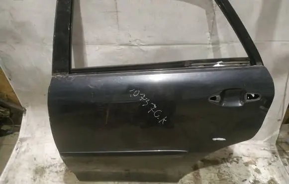 Lexus RX 300 Rear door PILKOS