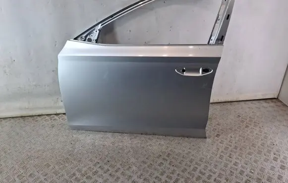 Skoda Octavia Mk4 Front door 5E3831311