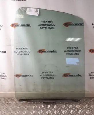 Renault Master II Front door window glass four-door