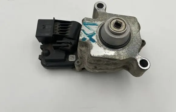 BMW X5 E70 Rear gearbox reducer motor 7607639