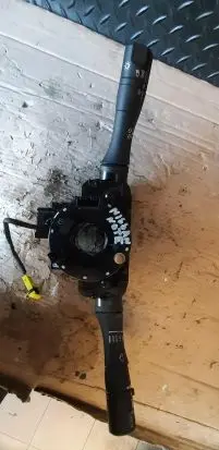 Nissan Note (E12) Wiper turn signal indicator stalk/switch