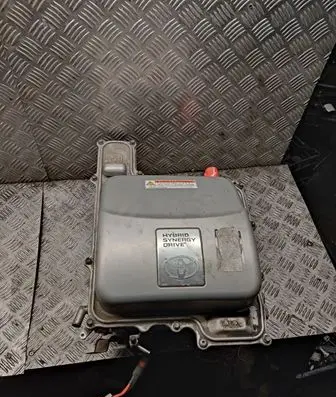 Toyota Prius (XW20) Voltage converter inverter g927047040