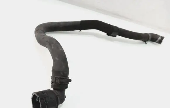 Volkswagen PASSAT B7 Engine coolant pipe/hose 3aa122157