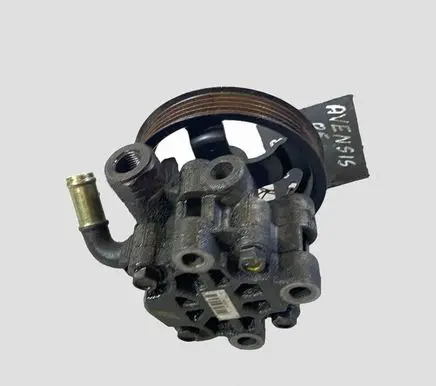 Toyota Avensis T250 Power steering pump