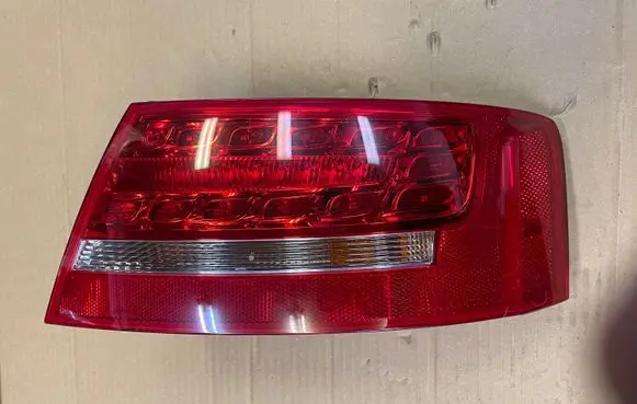 Audi A5 8T 8F Rear/tail lights 8T8945095D
