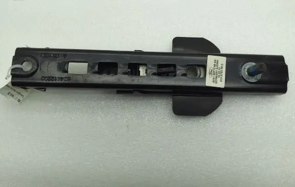 Ford Kuga I Seat belt adjustment rail 8V41S611C46AA