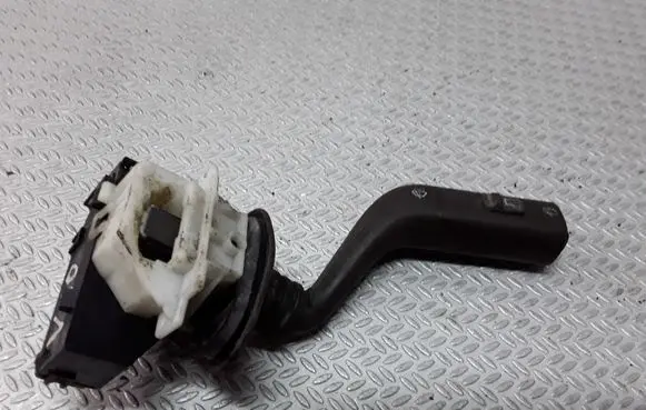 Volvo S40, V40 Wiper control stalk