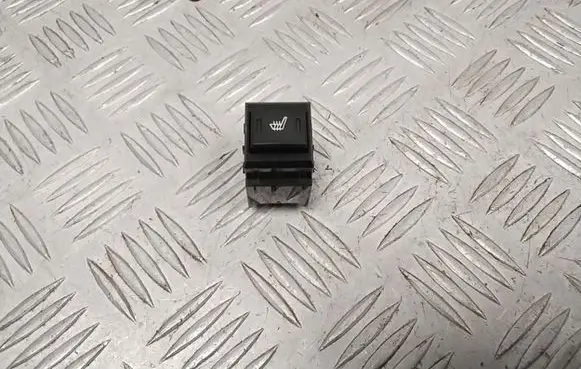 Land Rover Range Rover Sport L320 Seat heating switch YUF500120PVJ