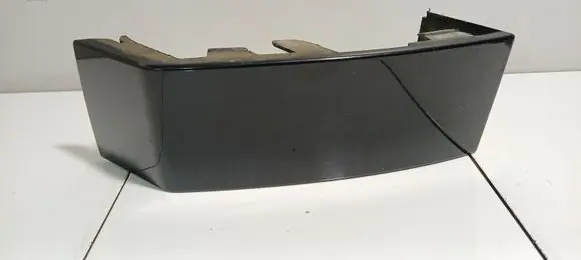 Volvo XC90 Rear/tail light trim molding 8620819