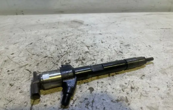 Mitsubishi Outlander Fuel injector 2950500340 09B00054