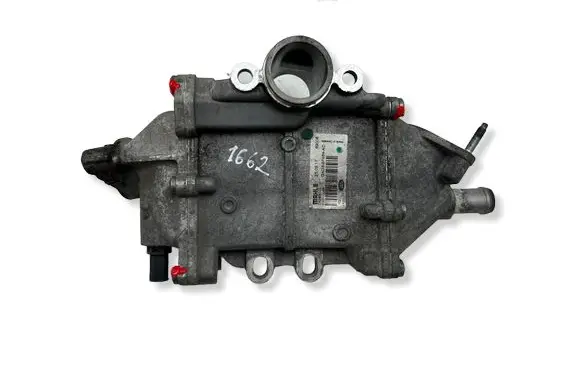 Jaguar F-Pace EGR valve cooler G4D39F464AD
