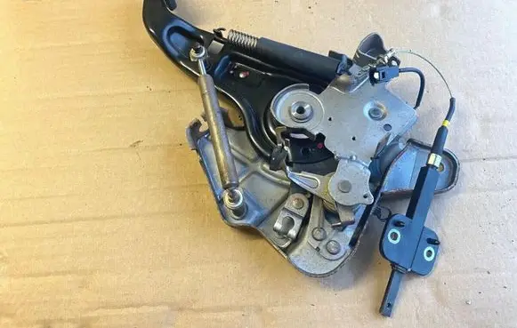 KIA Opirus Handbrake/parking brake lever assembly