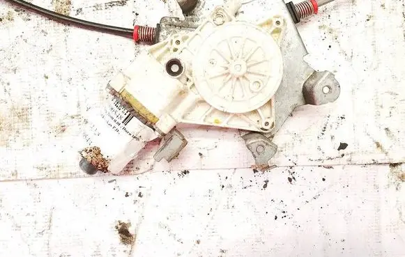 Nissan Micra Front door window regulator motor