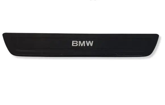 BMW X3 F25 Side skirt front trim 7205597