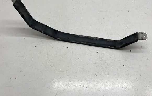 Subaru Forester SL Fuel tank mounting bracket 1611