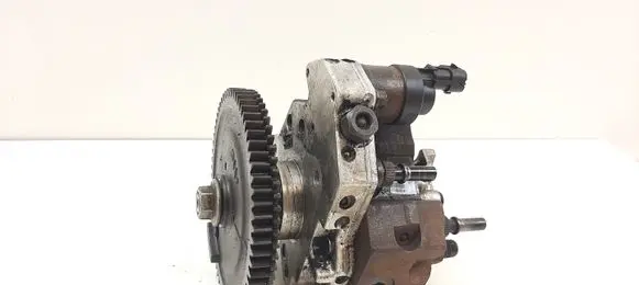 Opel Vivaro Fuel injection high pressure pump 0445010033 8200041766