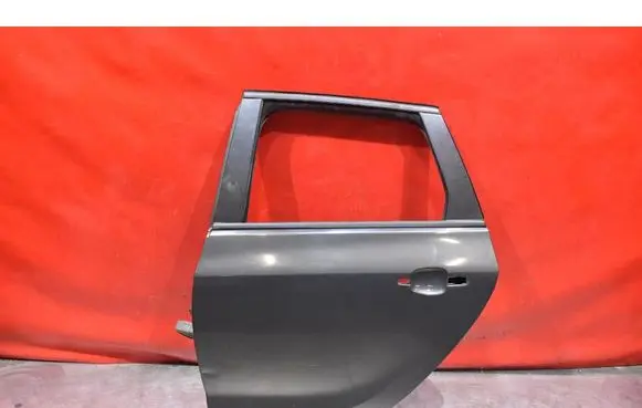 Opel Astra J Rear door