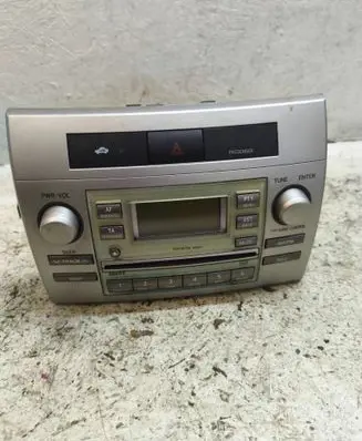 Toyota Corolla Verso E121 Radio/CD/DVD/GPS head unit 861200F010 W58810