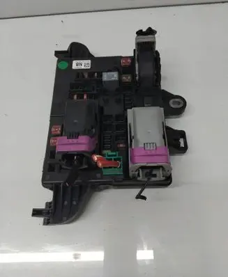 Opel Insignia A Fuse module 13277318 13264712709 13264712