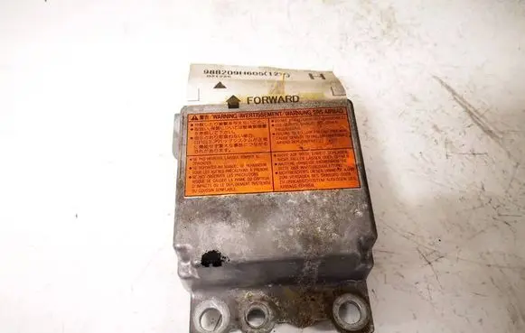 Nissan X-Trail T30 Airbag control unit/module 988209h605 021226