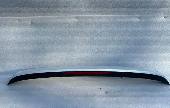 Audi Q7 4L Tailgate/trunk spoiler 4L0827933